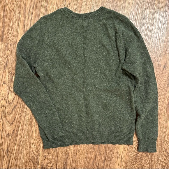 Goodthreads Green Sweater - Picture 2 of 3